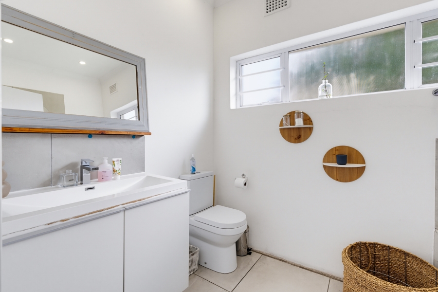 4 Bedroom Property for Sale in Thornton Western Cape
